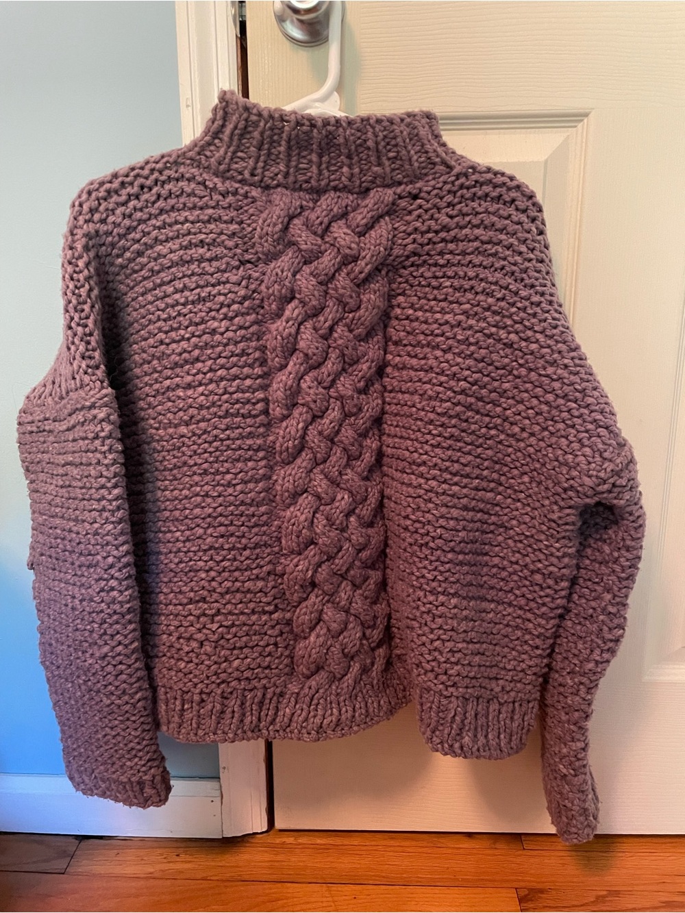 Chunky Cable Back Knit Sweater - Mauve